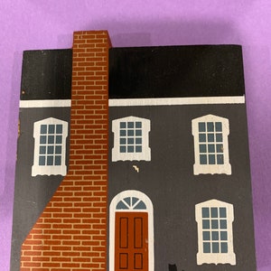 Vintage Cat’s Meow House