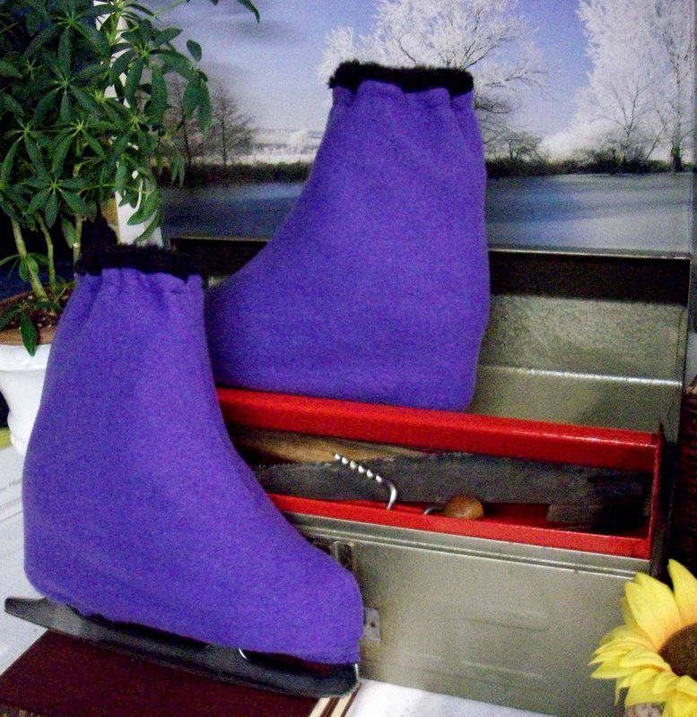 Melvage's Ice Skate Boot Warmers & Hockey Slipovers purple/black Size
