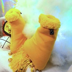 Pot of Gold Ice Skate Boot Warmers: Sherpa Fur, Size 3-5