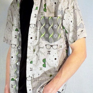 Madd Aynts Short Sleeve Button Down GEEK RULES Size 42