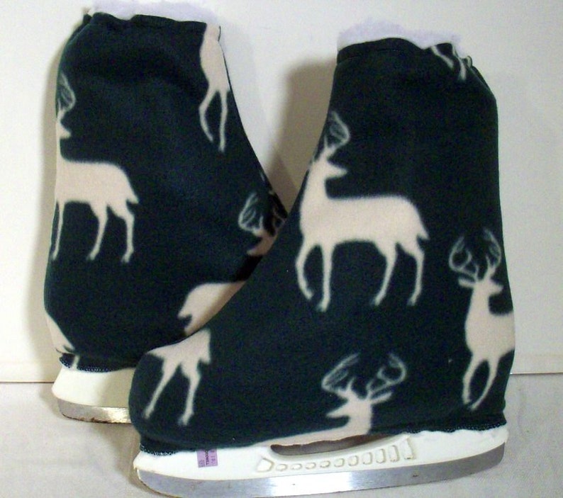 DEER HUNTER Melvage/'s Ice Skate Boot Warmers and Hockey Blades Slip On Size 7-10