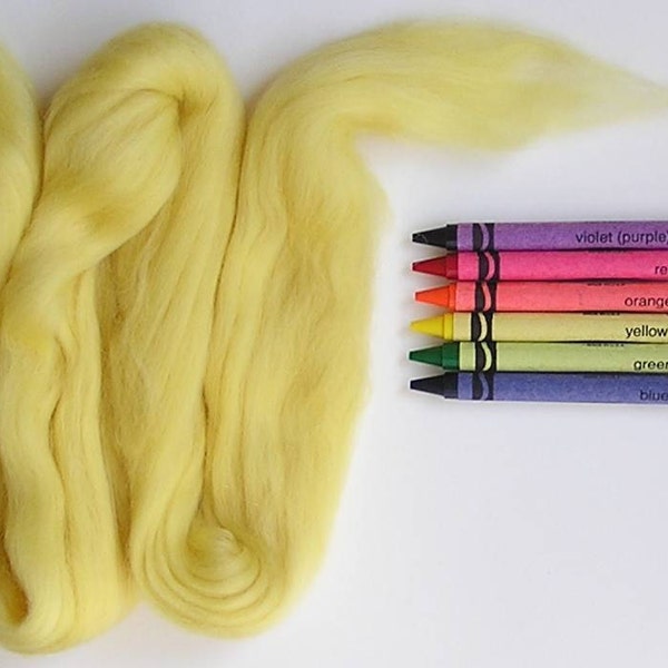 MERINO WOOL ROVING / Amarillo pálido 1 onza / tapa de lana merino para la fabricación de muñecas, fieltro húmedo, fieltro nuno, pelo de muñeca, fieltro de aguja, spinning