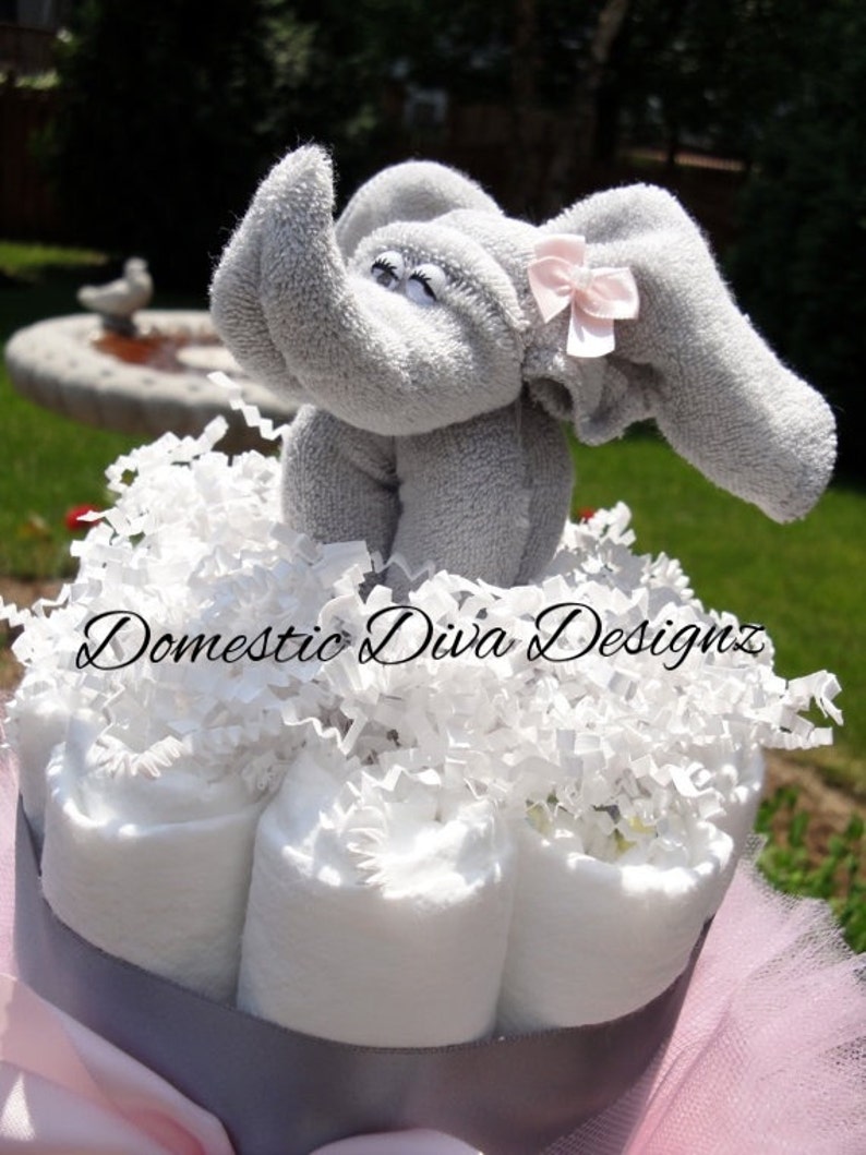 Diaper Cake, Elephant Diaper Cake, Elephant Baby Shower, Safari Diaper Cake, Baby Girl Diaper Cake, Baby Shower, Diaper Cake Centerpiece afbeelding 3