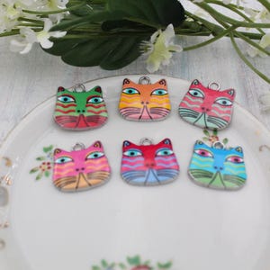 Set of 12 Assorted Mini Cat Face Silver Tone Enamel Charms Pendants Handmade DIY Jewelry Earring Necklace Bracelet Decorations
