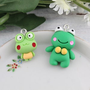 Set of 10 Mini Cartoon Frog Resin Charms Flat Back Cabochon Packs Handmade DIY Jewelry Earring Necklace Bracelet Decorations