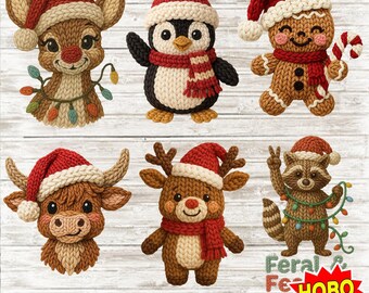 Könnte beinhalten: Eine Sammlung gestrickter Weihnachtsfiguren, darunter ein Rentier, ein Pinguin, ein Lebkuchenmann, ein Bulle, ein Hirsch und ein Waschbär. Jede Figur trägt einen Weihnachtsmütze und einen Schal. Der Waschbär hält zwei Finger hoch und ist mit Lichterketten umwickelt. Der Text "DIGITAL DOWNLOAD" steht unten.