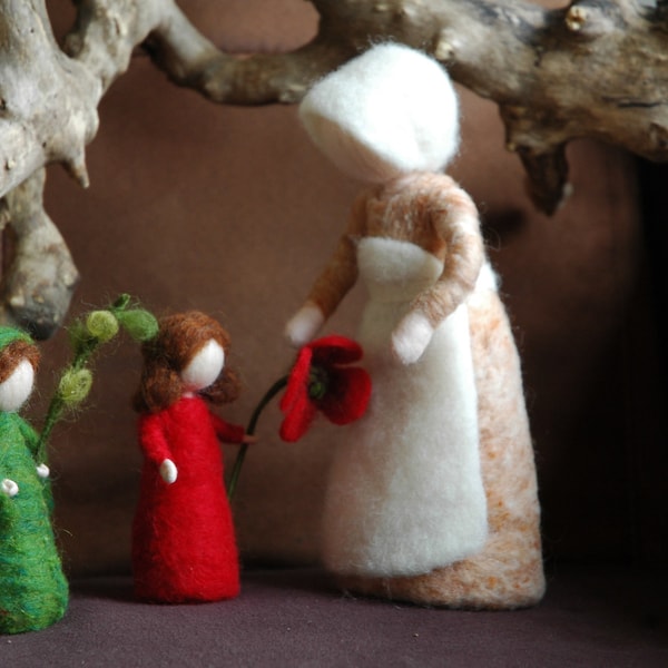 Waldorf inspired needle felted dolls: Mother Earth and Her Children(2) . Made to order