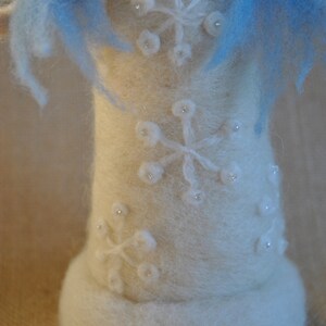 Waldorf inspired Needle felted /Standing doll: Queen Winter image 5
