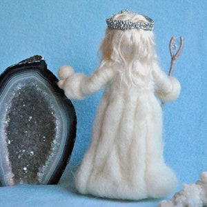 Waldorf inspired Needle felted /Standing doll: King Winter with crown image 4