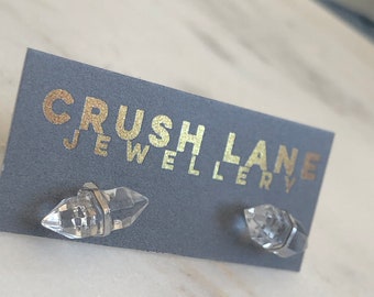 Clous d'oreilles pointus en cristal argentés