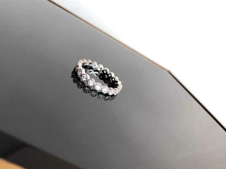 Silver Single Row Bezel Ring