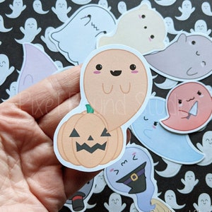 Stickers et aimants fantômes d'Halloween Chibi