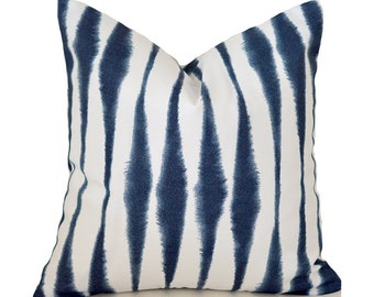 Outdoor Pillow Covers with Zippers, Affordable Home Decor, Easy to Use, Quick Delivery, Blue Salix Navy