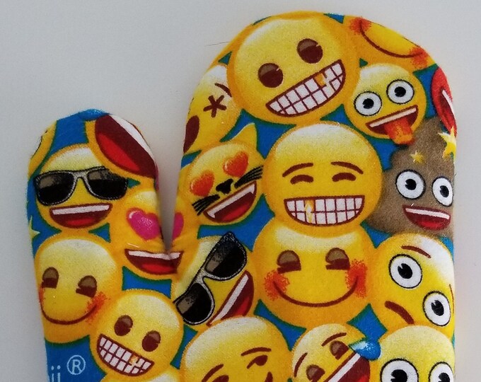 Oven Mitt Kitchen Oven Mitts Emoji Oven Mitt Happy Face Etsy