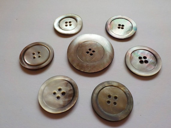 MOP or Sportcoat Blazer Yellow Mother Of Pearl Buttons Set For Suit
