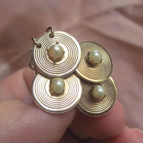 Adorable 1950s Cha-cha Earrings Vintage Clip On C… - image 4