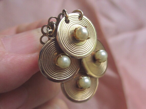 Adorable 1950s Cha-cha Earrings Vintage Clip On C… - image 2