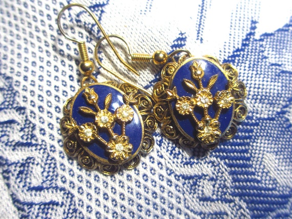 Early Lisner Enamel and Rhinestone Earrings Vinta… - image 3