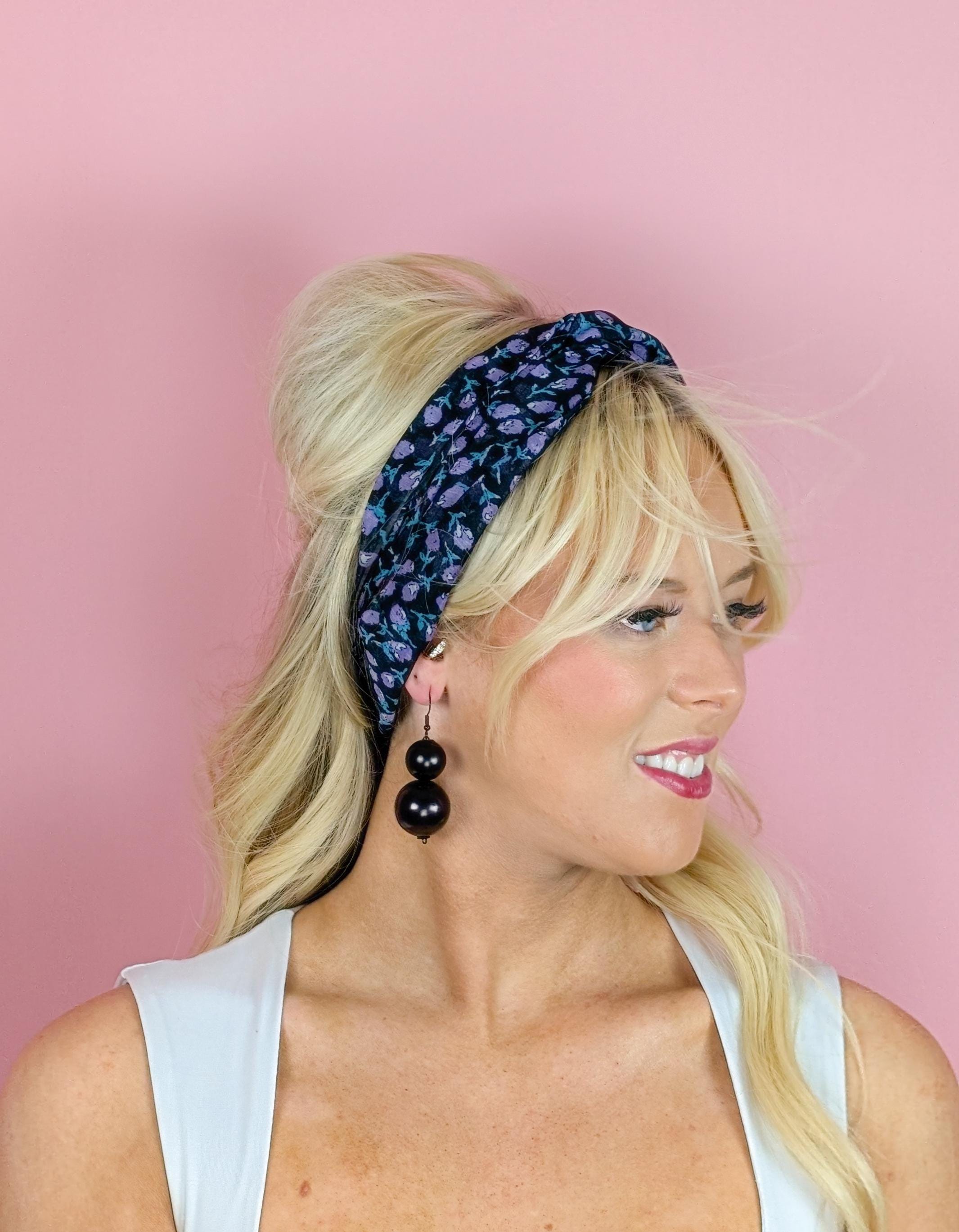 Floral Hair Scarf: Lavender & Black Chiffon Bandana - Retro  display picture 2