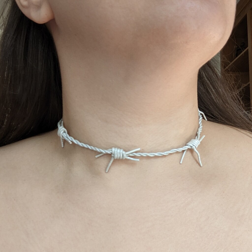 Collana Girocollo Gotica Con Spine E Catena Intrecciata – Unisex Vintage Punk, Filo Spinato, Ipoallergenica, Gioielli Personalizzati