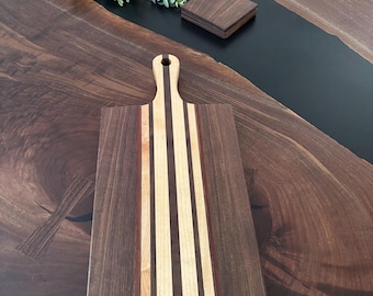 Black Walnut and Maple/Padauk wood strips cutting board