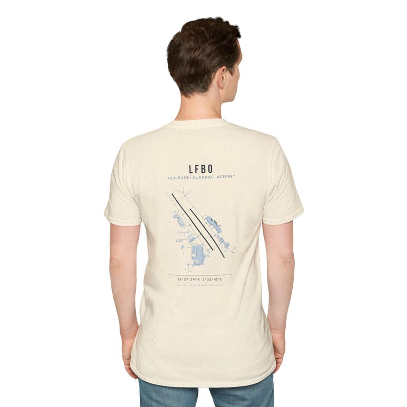 Individuell gestaltbares T-Shirt mit Flughafen-Startbahnkarte, ICAO-Code-Flugplatzlayout-T-Shirt (personalisiert) Bild 10