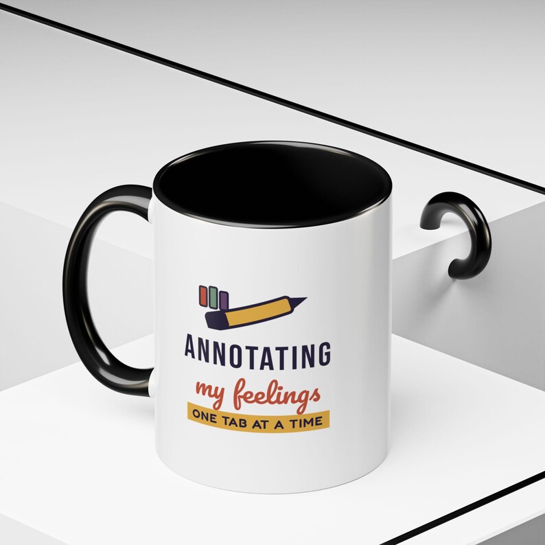 Taza "Anotando mis sentimientos", taza de café para amantes de los libros, regalo literario para lectores, taza para ratones de biblioteca. imagen 7