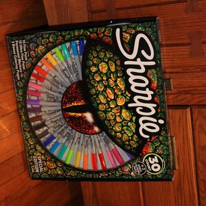 Sharpie Limited Edition 30 Count Permanent Markers 6 Ultra Fine 18 Fine and 6 Re-released Fine Sharpie Limited Edition 30 Count Permanent Markers 6 Ultra Fine 18 Fine and 6 Re-released Fine