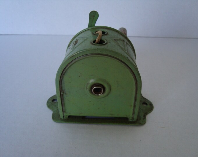 Vintage Clothesline Reel in Old Green Tin Etsy