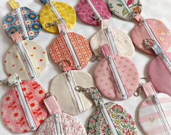 Ear Bud Pouch, headphone pouch, Circle Purse, Key ring Purse, earphone case, ear buds, purse key ring, small purse, ear loops, ear loop case