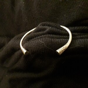 Gorgeous engraved sterling silver little bangle