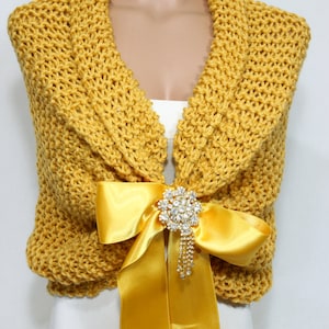Gold Mustard Wedding Shawl, Bridal Shawl, Bridal Wedding Stole, Gold Shawl, Hand Knit Shawl, Gold Capelet, Wedding Capelet, Bridesmaid Shawl