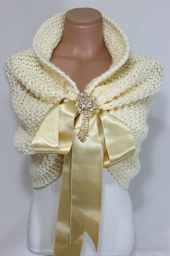 Clotted Cream Wedding Shawl Bridal Shawl Bridal Shrug Wedding Stole Hand Knit Shawl, Cream Capelet, Wedding Capelet, Bridesmaids Shawl