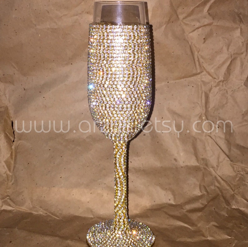 Custom Wedding Champagne Glasses Toasting Glasses Toasting Flutes For Bride Groom Champagne Flutes Wedding Gift Decorations Bride and Groom image 3