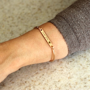 Personalized bangle bracelet, fingerprint bangle, handwriting bracelet, EKG strip engraving, engraved bangle, silver bangle, gold bangle,