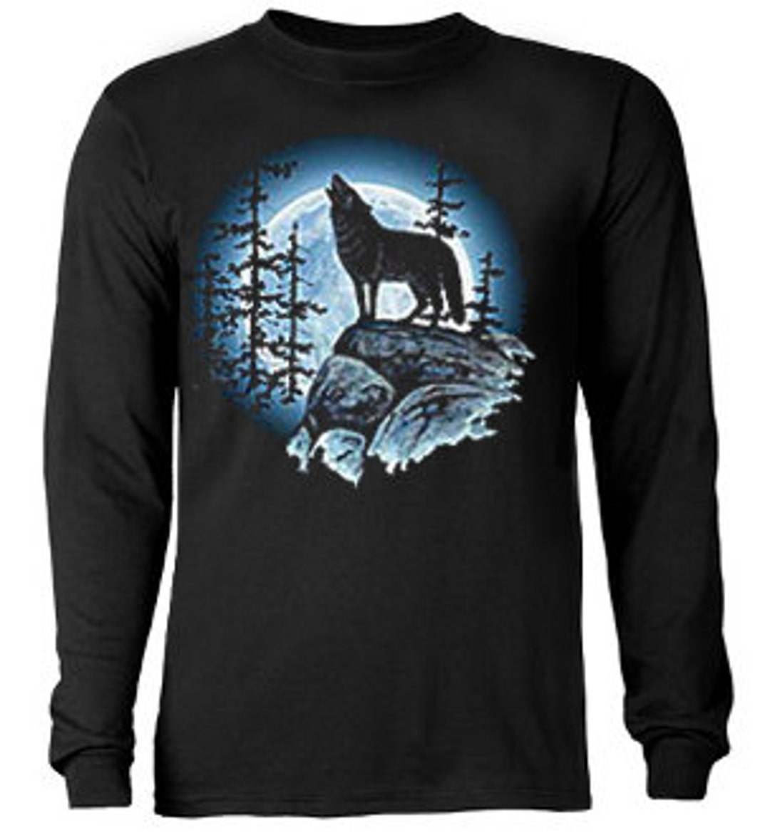 Camiseta de manga larga / Lobo solitario aullando en la Luna - Etsy México, image size:1080x1172