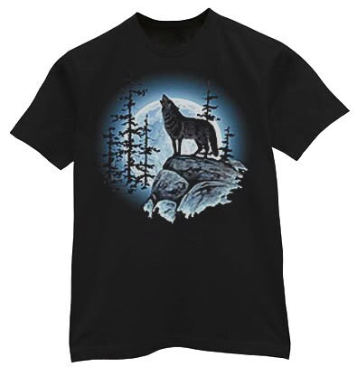 Lone Wolf Howling at the Moon T-shirt 