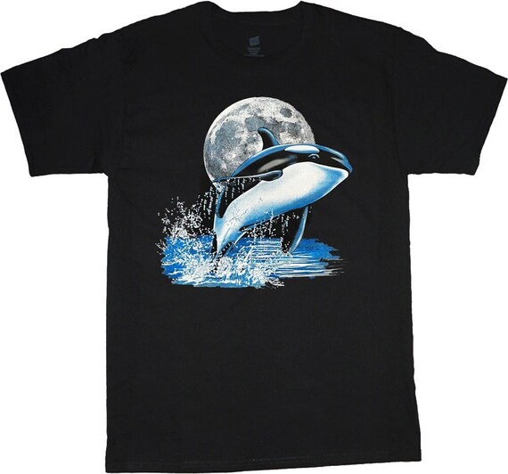 Orca Whale T-Shlrt Ocean Lover Tee Orca Jumping Out The Water Nature Lover Wildlife Tee Whale Watching Tee Vacation T-Shirt Gift For Him