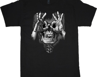 Maglietta con teschio gotico, maglietta con teschio, maglietta unisex con grafica audace, maglietta con arte dark, maglietta in stile grunge con design strano del teschio