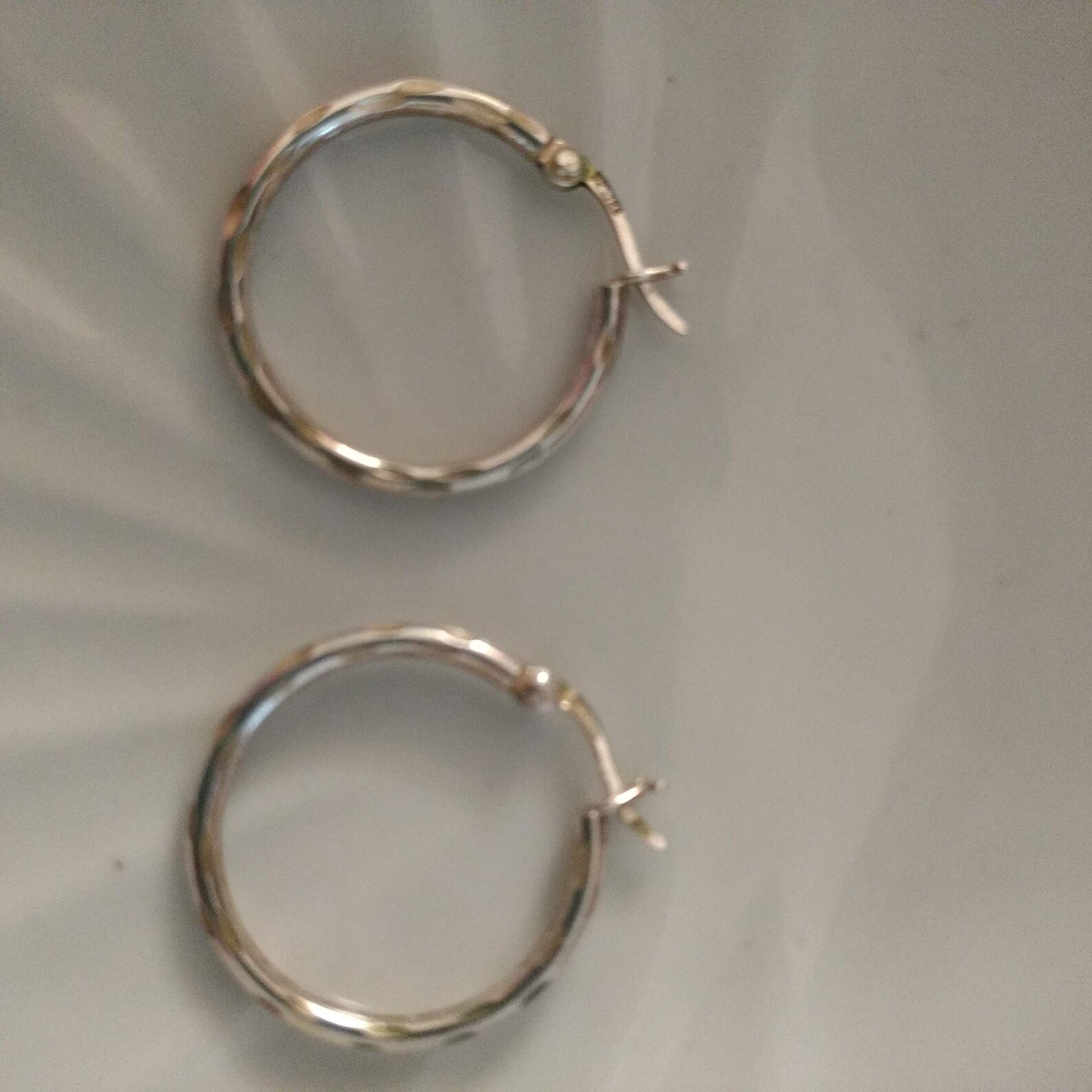 Special Sterling Silver Hoop Earrings Marked 925 IBB. 1 Round With