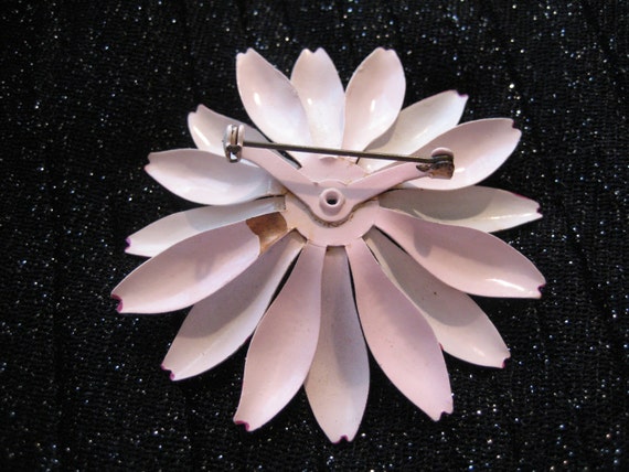 FLOWER POWER Retro Daisy Flower Pin Metal Hat Pin… - image 3