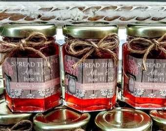 Custom Wedding Jams /2 oz Ea/Spread The Love/ Personalized wedding favor/Country Rustic Jam Favors / Shower Party Favors Favors