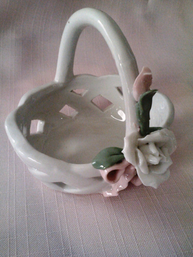 White Porcelain Basket/ Wedding Ring Basket/ Flower Girl/ Vintage Pink Wedding/ FREE Shipping/Shabby Chic Decor image 4