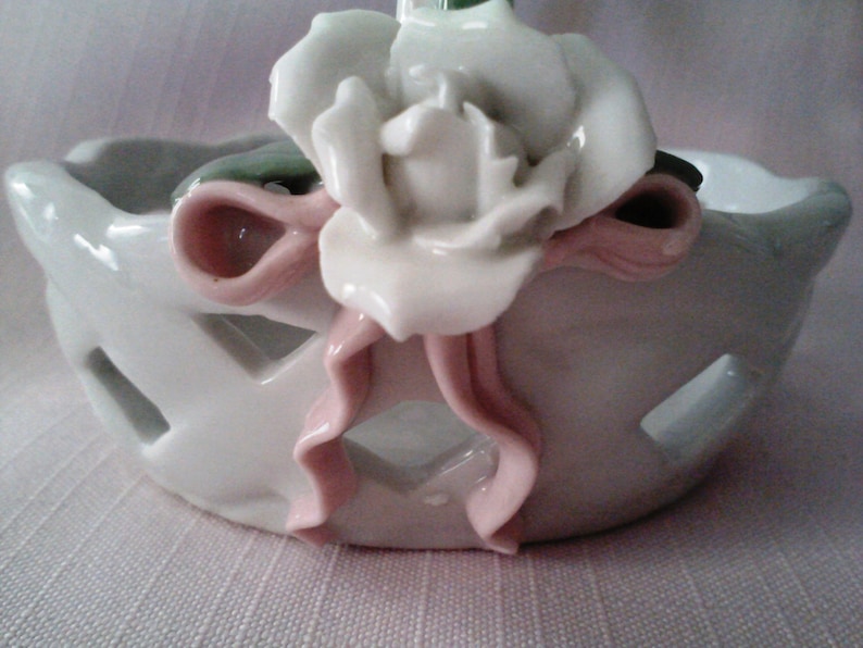 White Porcelain Basket/ Wedding Ring Basket/ Flower Girl/ Vintage Pink Wedding/ FREE Shipping/Shabby Chic Decor image 2