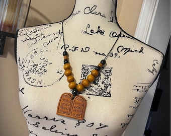 Sister Ten Commandment Medallion ~ Paleo Hebrew