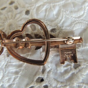 Vintage 1940's Brooch Signed Coro / Sterling image 2