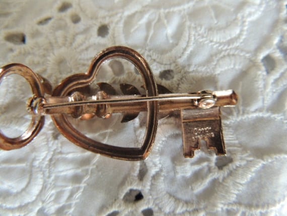 Vintage 1940's Brooch Signed Coro / Sterling - image 2