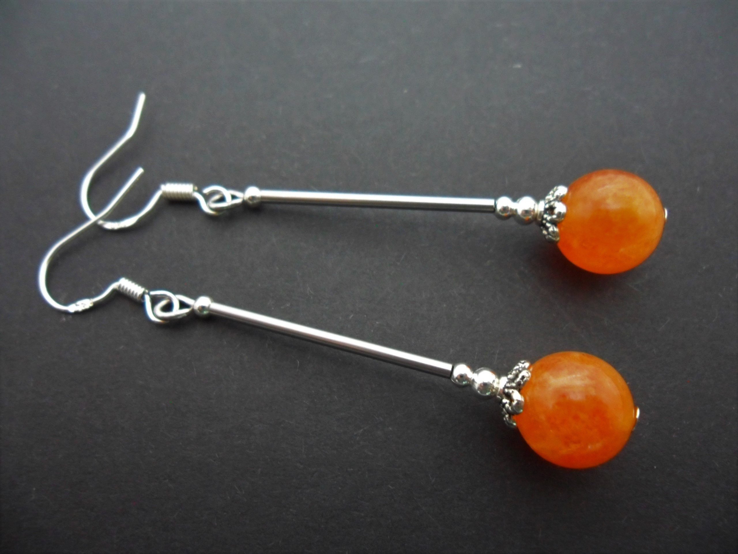 Orecchini lineari in giada arancio - Gioielli - Orecchini - di Le C