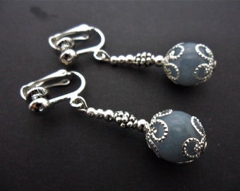 A pair of pretty grey jade bead  dangly clip on earrings. new.