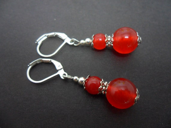 Handmade Jade Bead Dangle Leverback Earrings – Silver Plated New Without Tags